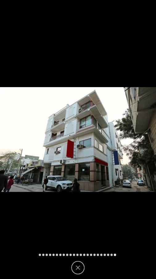 Airport Hotel Ambrosia New Delhi Exterior foto