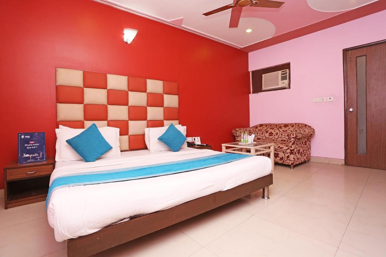 Airport Hotel Ambrosia New Delhi Exterior foto