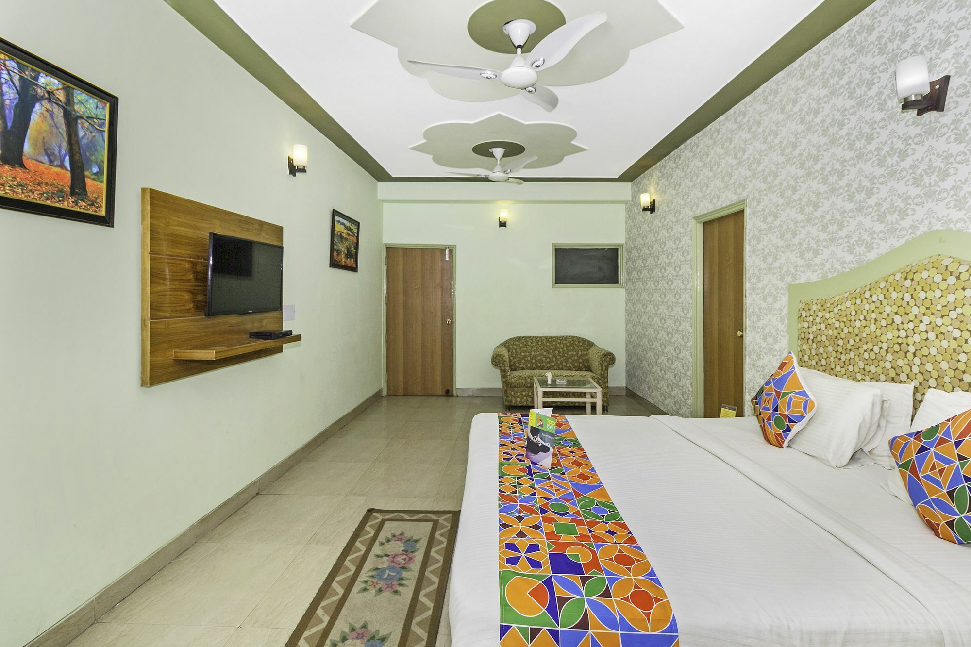 Airport Hotel Ambrosia New Delhi Exterior foto